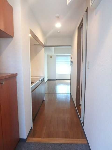 ��ʌ��������܎s�k��~�͒��̃}���V�����̌���