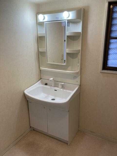 ��ʌ��������܎s��{��㏬���̃}���V�����̐��ʏ�