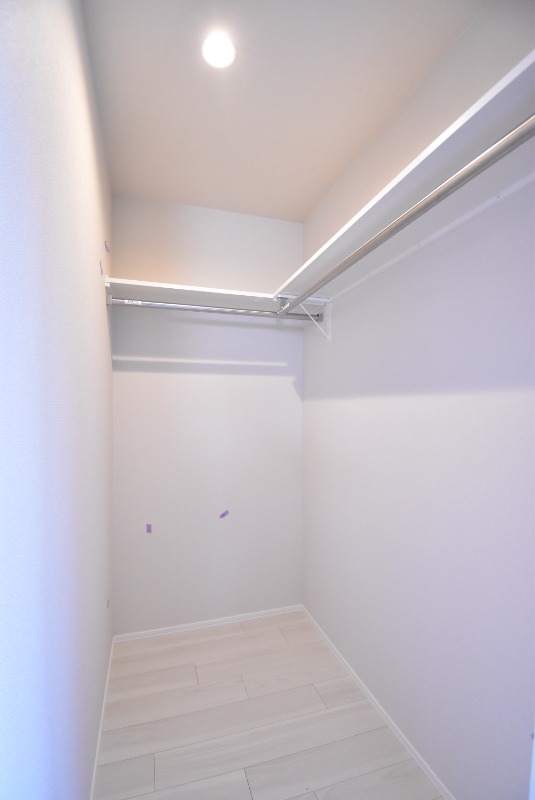 ��ʌ��z�J�s���z�J�P���ڂ̃}���V�����̎��[