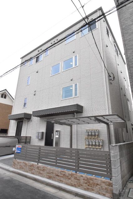 ��ʌ��������܎s��{��g�~���R���ڂ̃}���V�����̌����O��