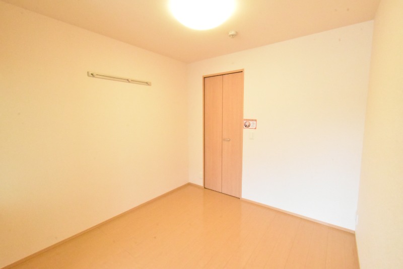 ��ʌ������s�����T���ڂ̃A�p�[�g�̂��̑������E�X�y�[�X