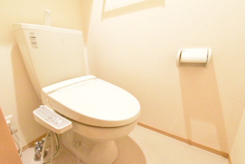 ��ʌ������s�����T���ڂ̃A�p�[�g�̃g�C��