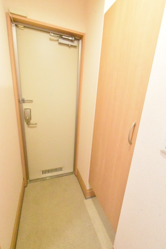 ��ʌ������s�����T���ڂ̃A�p�[�g�̌���