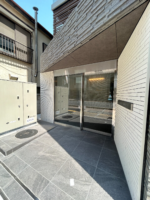 ��ʌ��������܎s��{�扺���Q���ڂ̃}���V�����̃G���g�����X