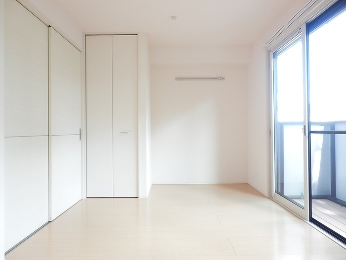 ��ʌ�����s�厚����̃A�p�[�g�̂��̑������E�X�y�[�X