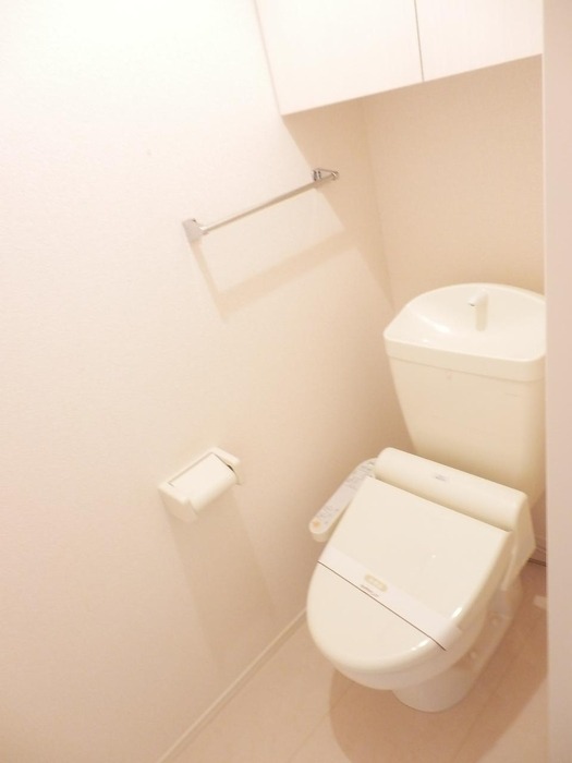 ��ʌ�����s�厚����̃A�p�[�g�̃g�C��