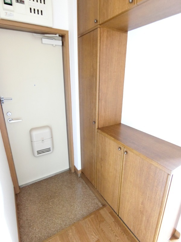 ��ʌ��@�c�s�厚�쓇�̃A�p�[�g�̎��[