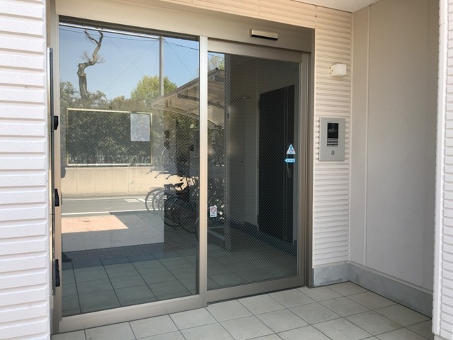 ��ʌ��������܎s�Y�a���ՂU���ڂ̃}���V�����̃G���g�����X