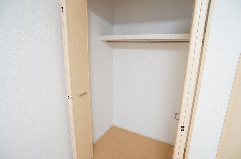 ��ʌ�����s�V�䒬�̃A�p�[�g�̎��[