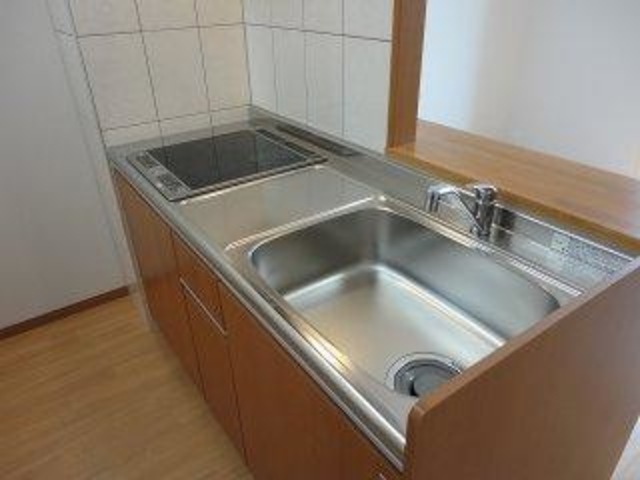 ��ʌ��������܎s�k��g�쒬�Q���ڂ̃A�p�[�g�̃L�b�`��