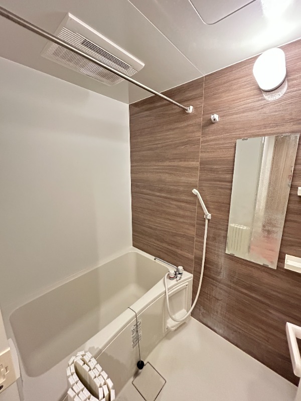 ��ʌ��������܎s��{�撇���Q���ڂ̃}���V�����̃o�X