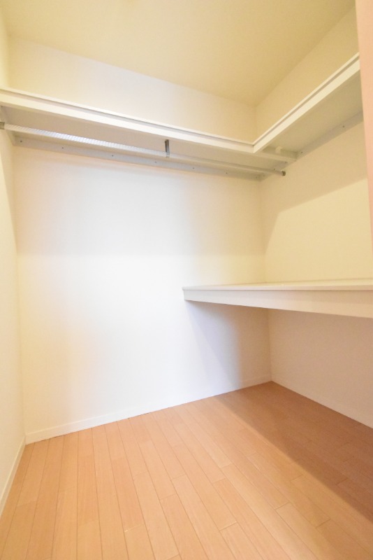 ��ʌ��������܎s�k��{�����̃}���V�����̎��[