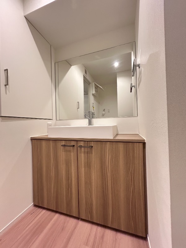 ��ʌ��������܎s��{�撇���Q���ڂ̃}���V�����̐��ʏ�