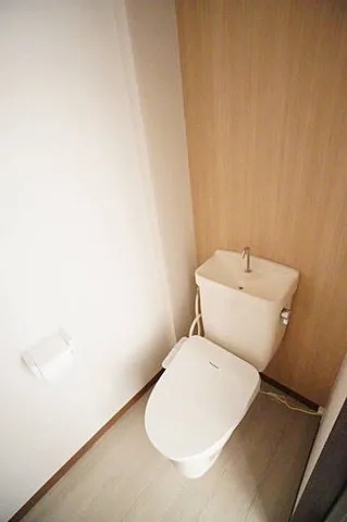 ��ʌ������s�V�����T���ڂ̃A�p�[�g�̃g�C��