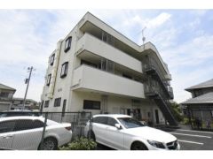 ��ʌ��������܎s�k��{����167-1�̃}���V�����̌����O��