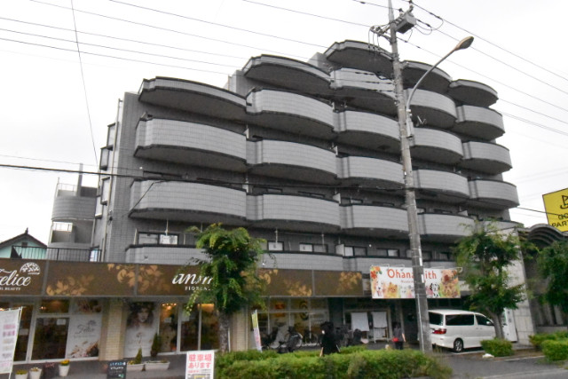 ��ʌ��������܎s�΋擌���R���ڂ̃}���V�����̌����O��