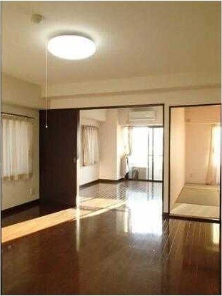 ��ʌ��������܎s�΋擌���R���ڂ̃}���V�����̂��̑������E�X�y�[�X