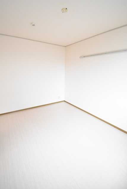 ��ʌ��������܎s��{��听���P���ڂ̃A�p�[�g�̂��̑������E�X�y�[�X