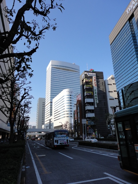 ��ʌ��������܎s��{��听���P���ڂ̃A�p�[�g�̎���