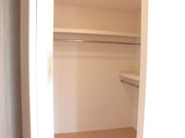 ��ʌ��z�J�s���C�N�^�E���X���ڂ̃A�p�[�g�̎��[