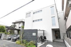 ��ʌ��������܎s�k��A�|���P����561-1�̃}���V�����̌����O��