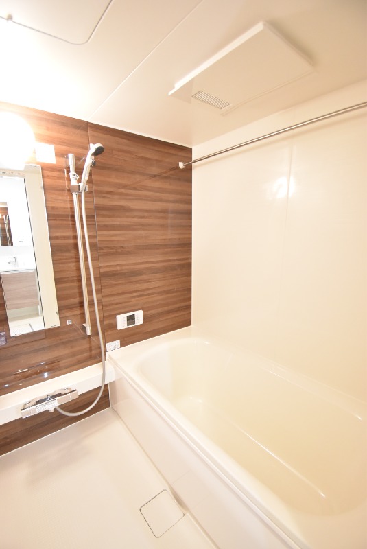 ��ʌ��z�J�s�����̃A�p�[�g�̃o�X