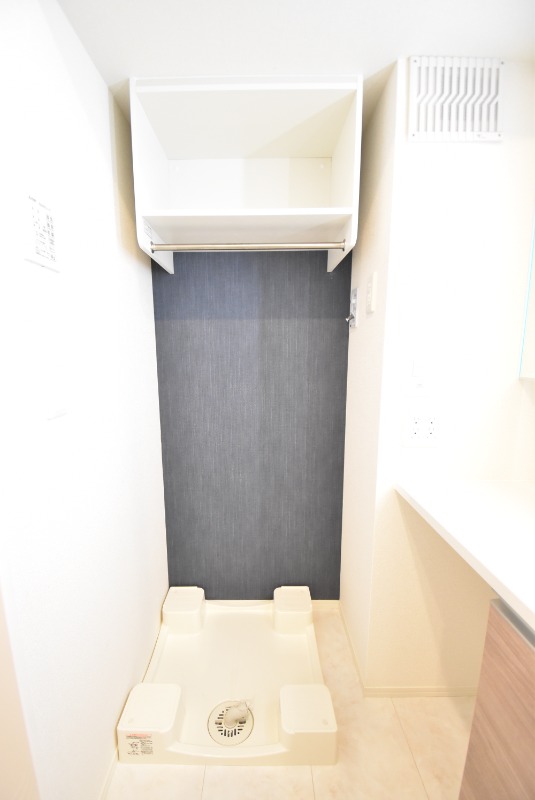 ��ʌ��z�J�s�����̃A�p�[�g�̂��̑�