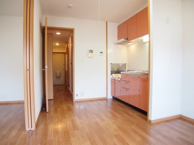 ��ʌ��������܎s�΋�厚�����̃}���V�����̋����E���r���O