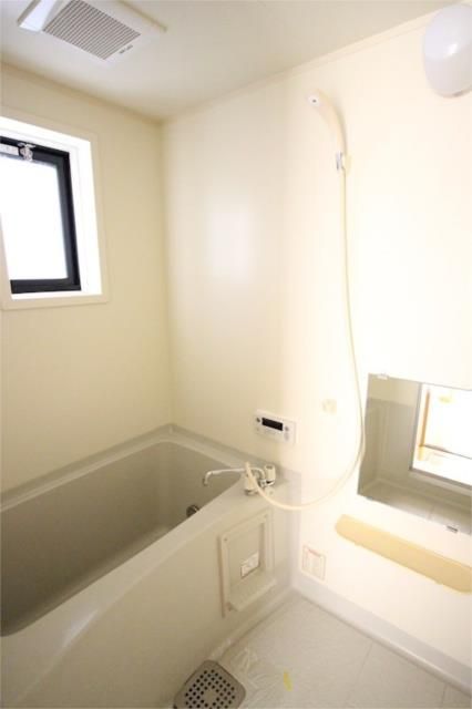 ��ʌ�����s���P���ڂ̃A�p�[�g�̋��ԁE���r���O