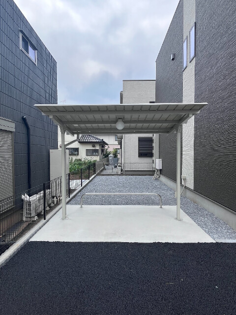 ��ʌ��@�c�s���m�؂S���ڂ̃e���X�n�E�X�̂��̑�