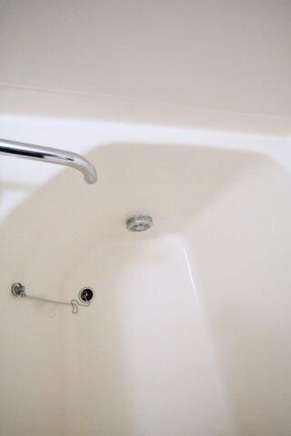 ��ʌ��������܎s�������a�c���Q���ڂ̃A�p�[�g�̃o�X