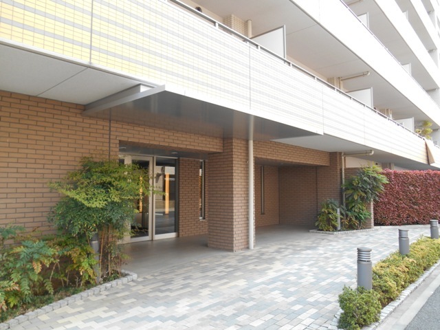 ��ʌ��������܎s�k��A�|���P���ڂ̃}���V�����̃G���g�����X