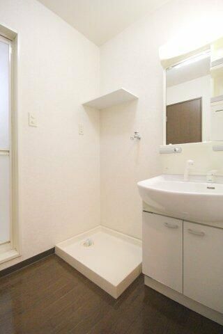 ��ʌ��������܎s�������a�c���Q���ڂ̃A�p�[�g�̂��̑�