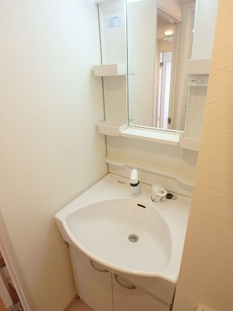 ��ʌ��������܎s��{��听���P���ڂ̃}���V�����̐��ʏ�