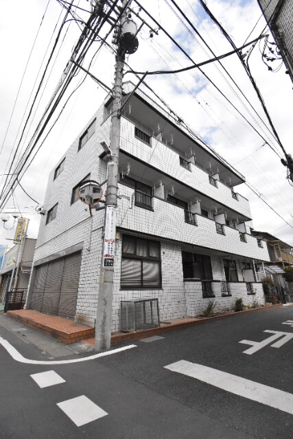 ��ʌ��������܎s�k����i���Q���ڂ̃}���V�����̌����O��