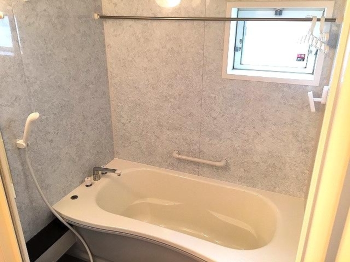 ��ʌ��������܎s����厚��v�ۗ̉Ƃ̃A�p�[�g�̃o�X