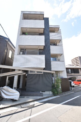 ��ʌ��������܎s�Y�a���ՂR���ڂ̃}���V�����̌����O��