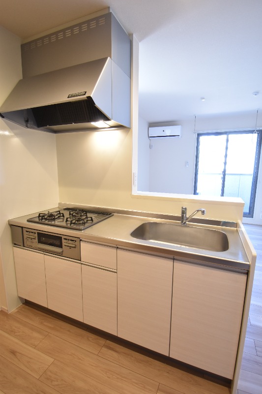 ��ʌ��������܎s�Y�a���ՂR���ڂ̃}���V�����̃L�b�`��