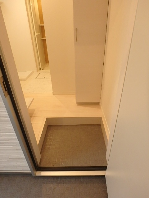 ��ʌ��������܎s�����擌��{�U���ڂ̃A�p�[�g�̌���