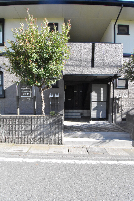 ��ʌ��������܎s�k��听���S���ڂ̃A�p�[�g�̃G���g�����X