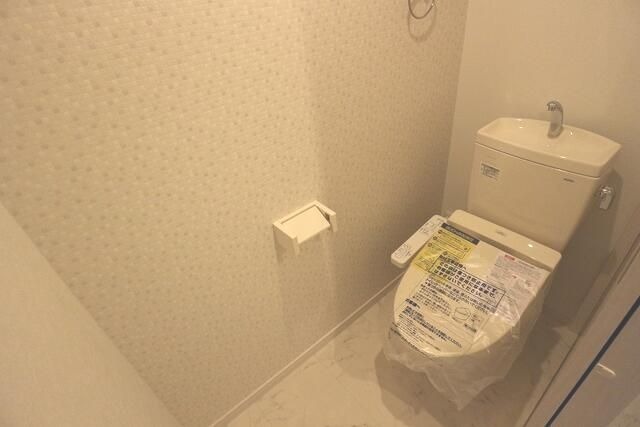 ��ʌ�����s���L�R���ڂ̃A�p�[�g�̃g�C��