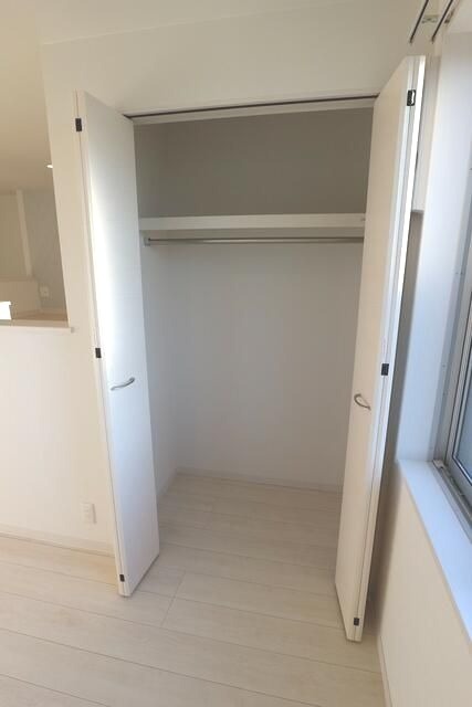 ��ʌ�����s���L�R���ڂ̃A�p�[�g�̎��[