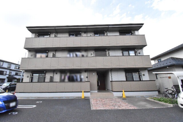 ��ʌ��������܎s�k��{�����̃A�p�[�g�̌����O��