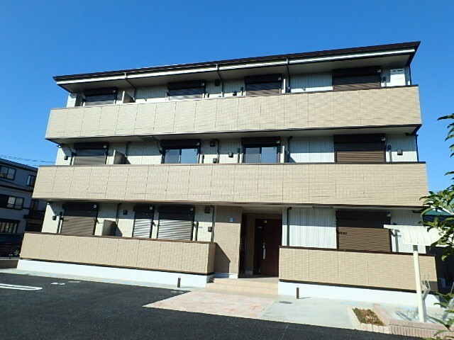 ��ʌ��������܎s�k��{�����̃A�p�[�g�̌����O��