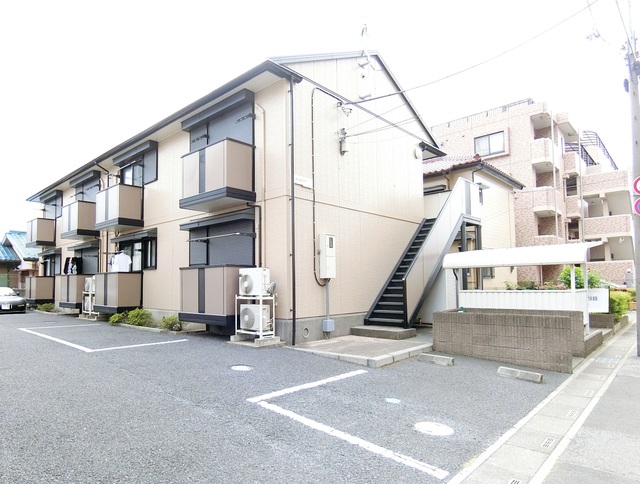 ��ʌ�����s�씵���J�V���ڂ̃A�p�[�g�̌����O��