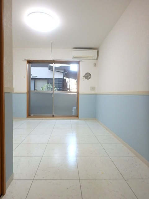 ��ʌ��������܎s�������˂T���ڂ̃}���V�����̋��ԁE���r���O