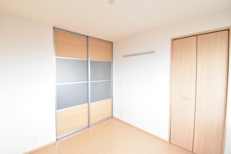 ��ʌ��������܎s�k��{�����̃A�p�[�g�̂��̑������E�X�y�[�X