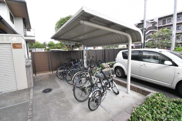 ��ʌ��������܎s�k��{�����̃A�p�[�g�̂��̑�