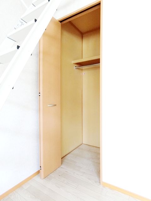 ��ʌ�����s�씵���J�V���ڂ̃A�p�[�g�̎��[