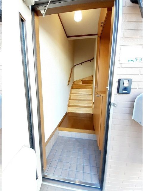 ��ʌ��������܎s��΋搼���̃A�p�[�g�̌���